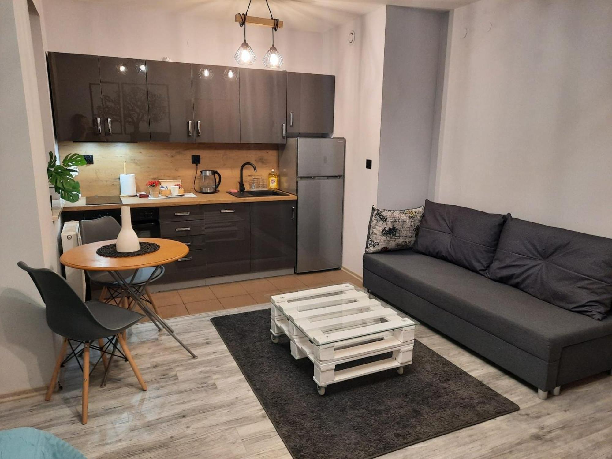 Apartamenty Trzy Wieze Варшава Екстериор снимка