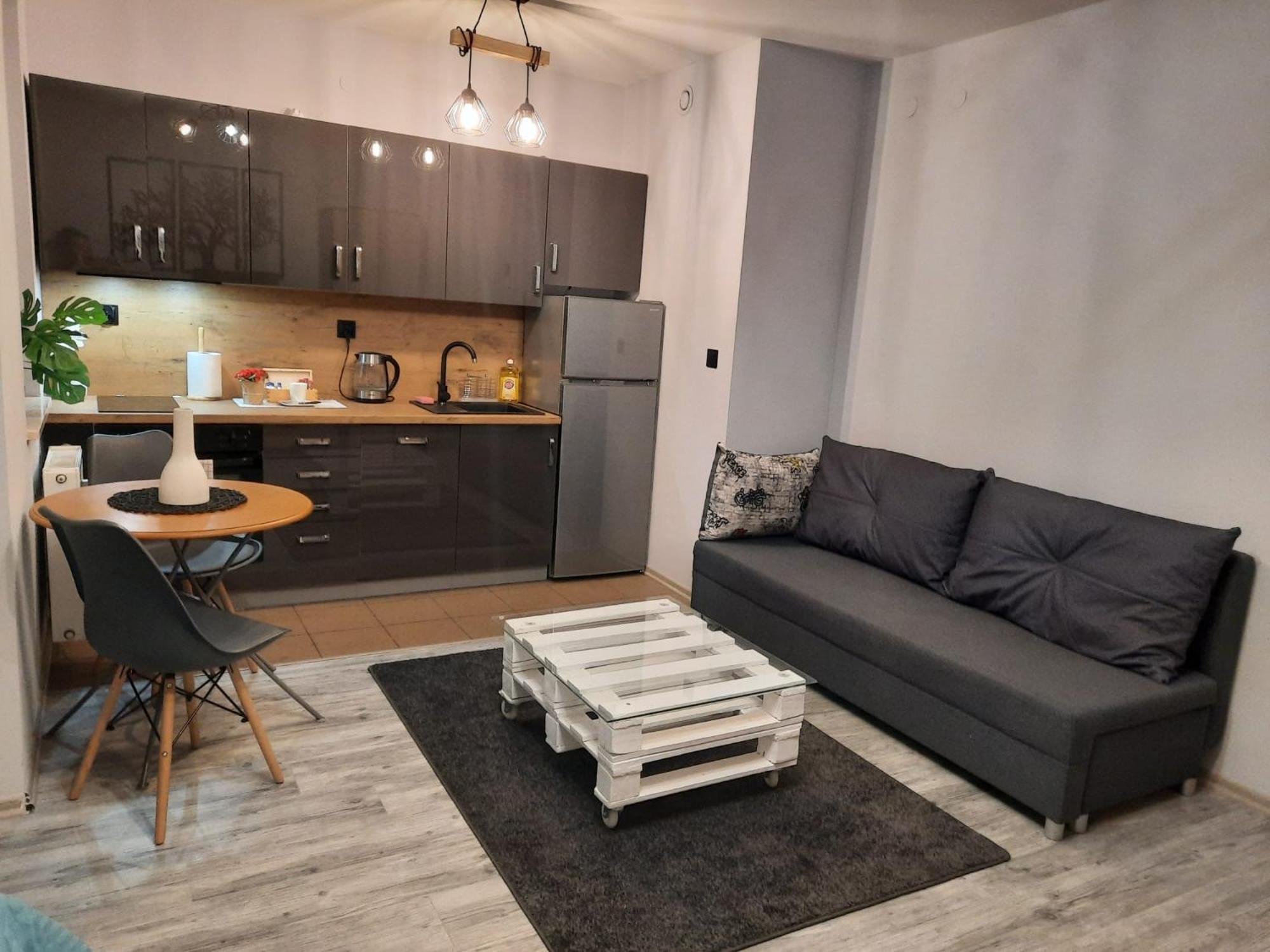 Apartamenty Trzy Wieze Варшава Екстериор снимка