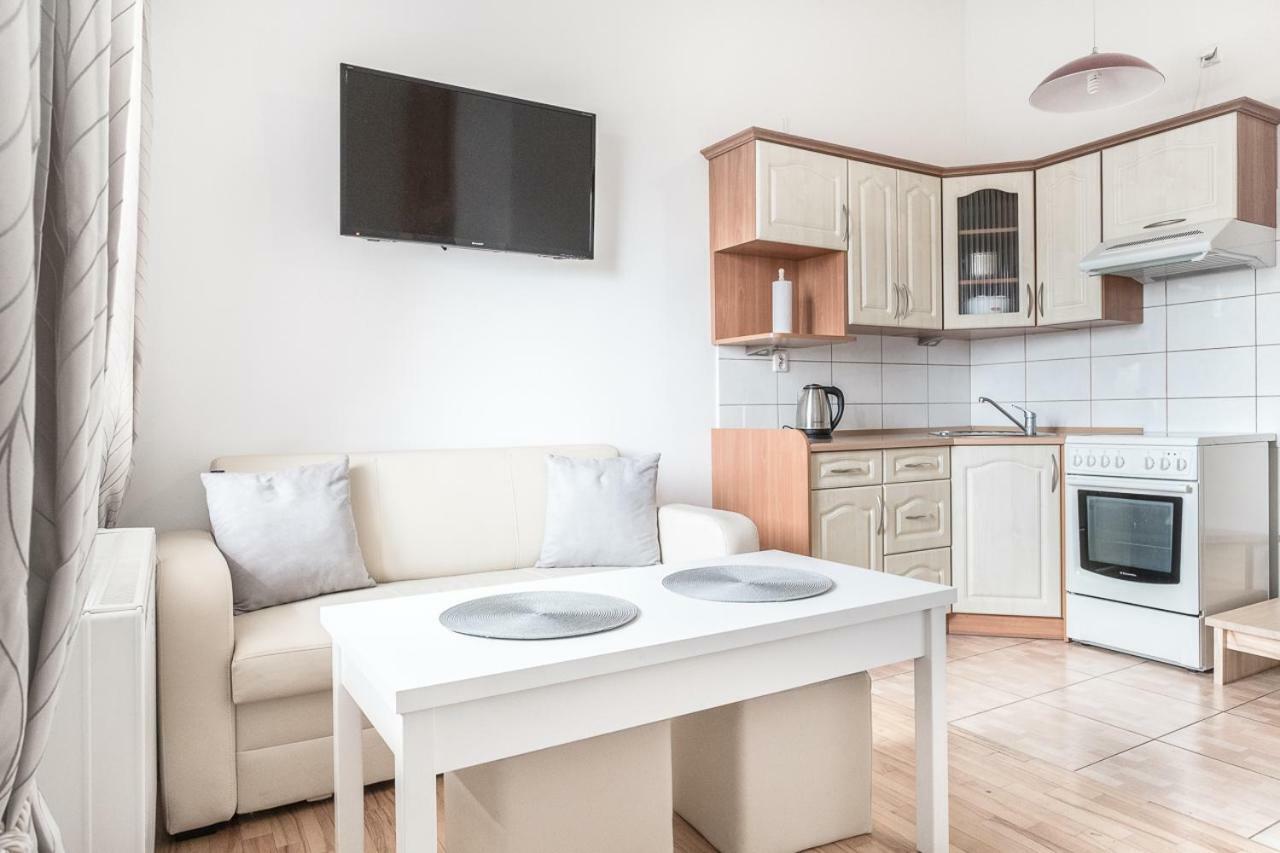 Apartamenty Trzy Wieze Варшава Екстериор снимка